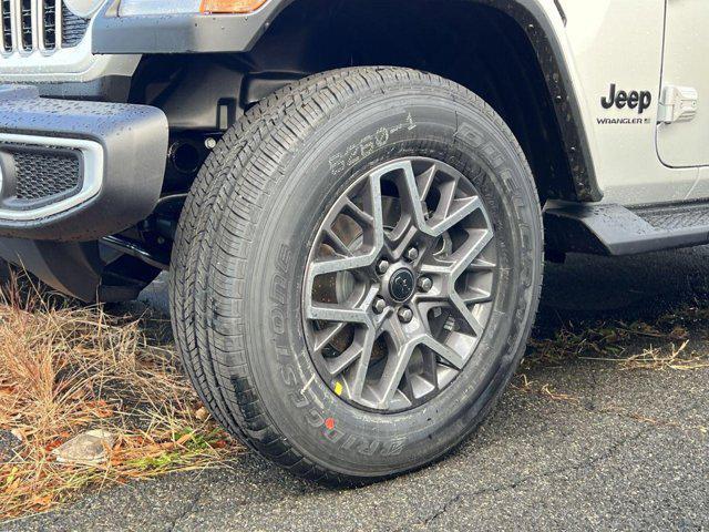 new 2025 Jeep Wrangler car, priced at $52,583