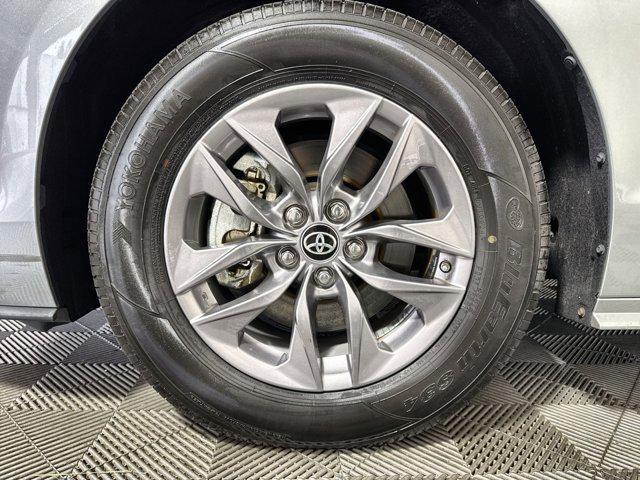 used 2024 Toyota Sienna car, priced at $35,500