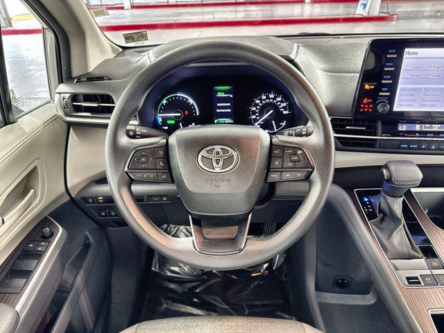 used 2024 Toyota Sienna car, priced at $35,500