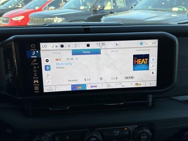 new 2025 Jeep Wrangler car, priced at $53,193