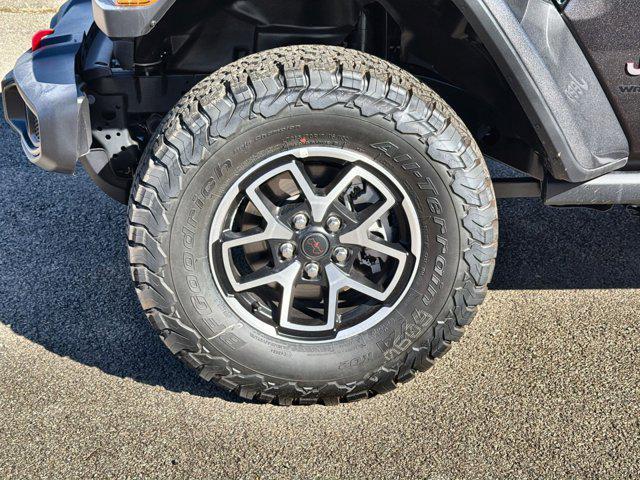 new 2025 Jeep Wrangler car, priced at $53,193