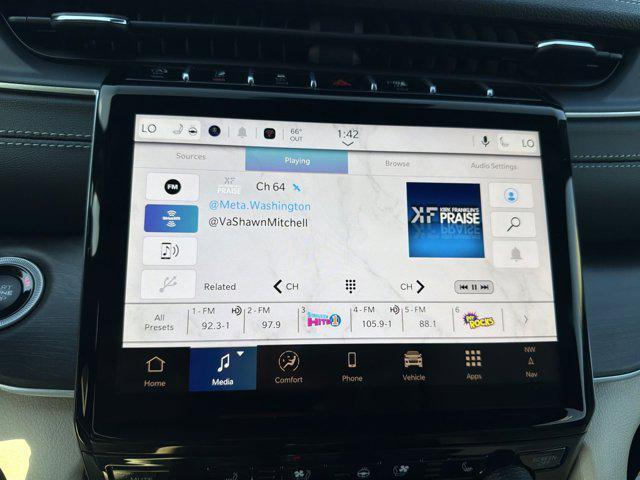 new 2025 Jeep Grand Cherokee car, priced at $42,834