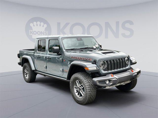 new 2025 Jeep Gladiator car, priced at $49,935
