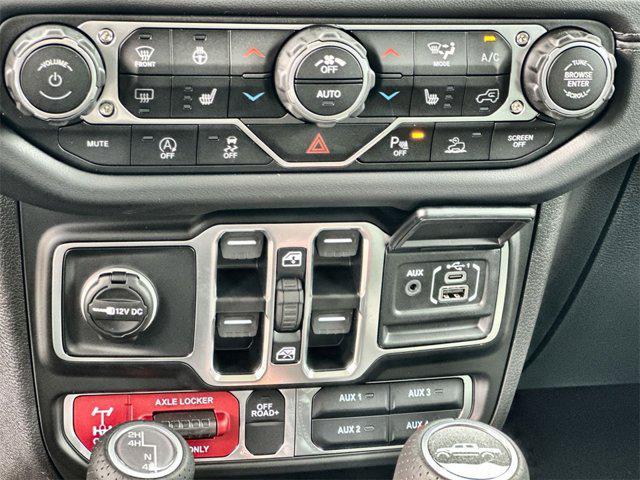 new 2025 Jeep Gladiator car, priced at $49,935