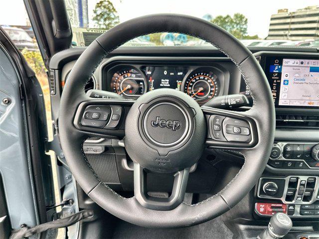 new 2025 Jeep Gladiator car, priced at $49,935