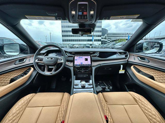 new 2025 Jeep Grand Cherokee car, priced at $54,395