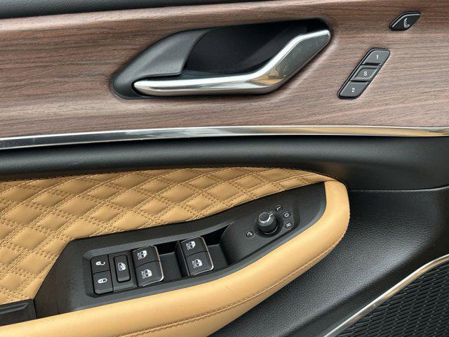 new 2025 Jeep Grand Cherokee car, priced at $54,395