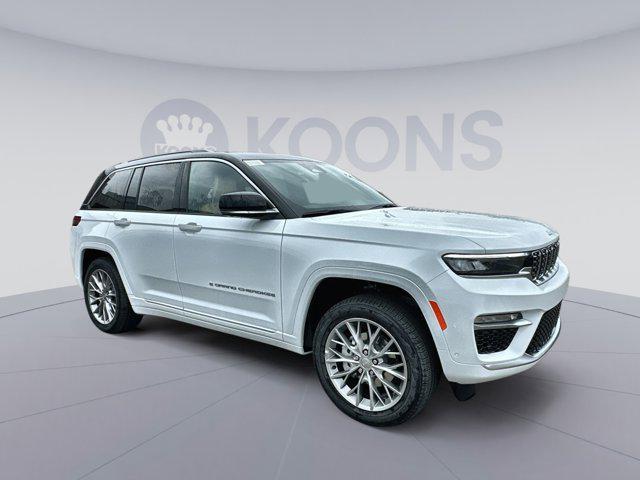 new 2025 Jeep Grand Cherokee car, priced at $54,395