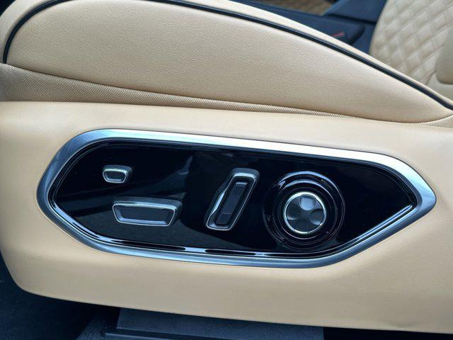 new 2025 Jeep Grand Cherokee car, priced at $54,395