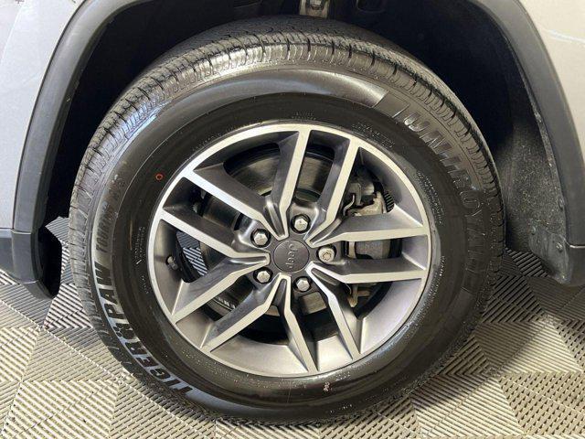 used 2020 Jeep Grand Cherokee car, priced at $24,000
