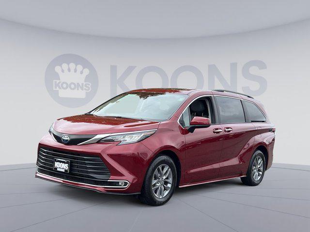 used 2022 Toyota Sienna car, priced at $40,500