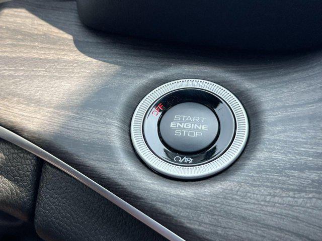 new 2025 Jeep Grand Cherokee L car, priced at $43,504