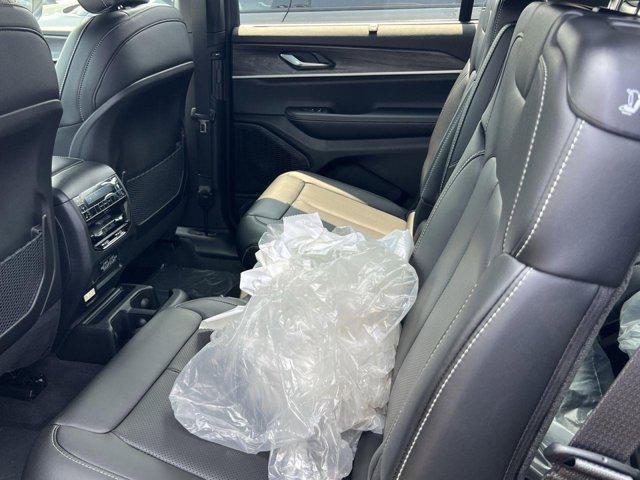 new 2025 Jeep Grand Cherokee L car, priced at $43,504
