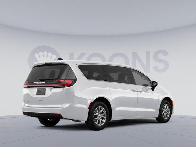 new 2025 Chrysler Pacifica car, priced at $45,913