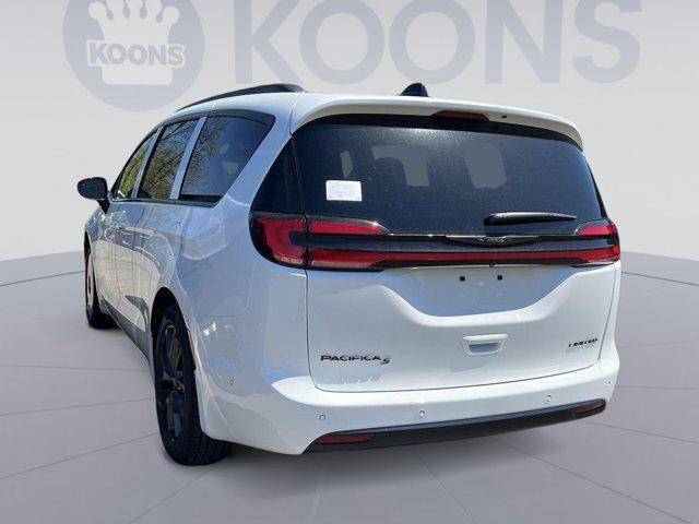 new 2025 Chrysler Pacifica car, priced at $45,979