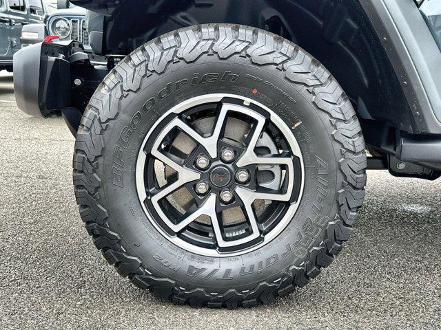 new 2025 Jeep Wrangler car, priced at $53,530