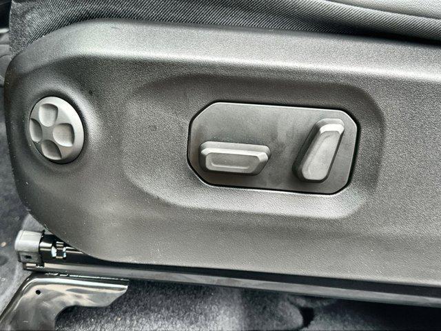 new 2025 Jeep Wrangler car, priced at $53,530