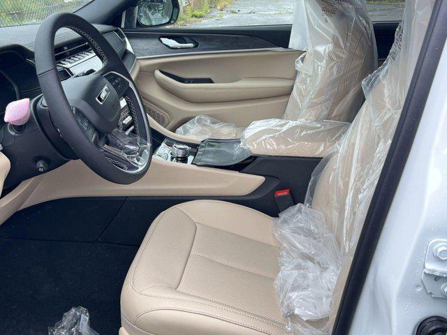 new 2025 Jeep Grand Cherokee L car, priced at $45,421