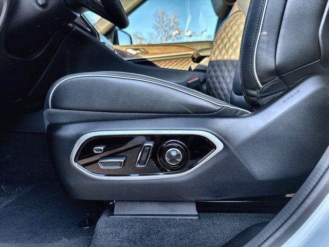 new 2025 Jeep Grand Cherokee car, priced at $54,058