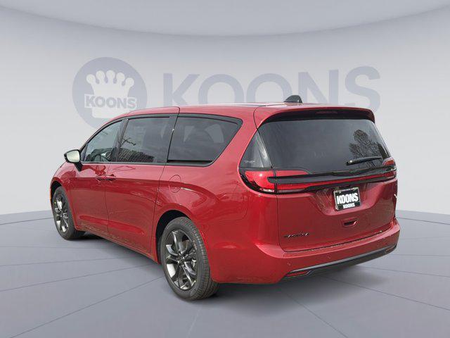 new 2026 Chrysler Pacifica car, priced at $43,034