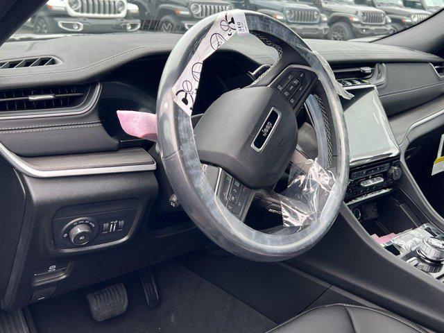 new 2025 Jeep Grand Cherokee L car, priced at $45,957