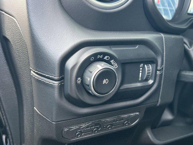 new 2025 Jeep Wrangler car, priced at $50,044