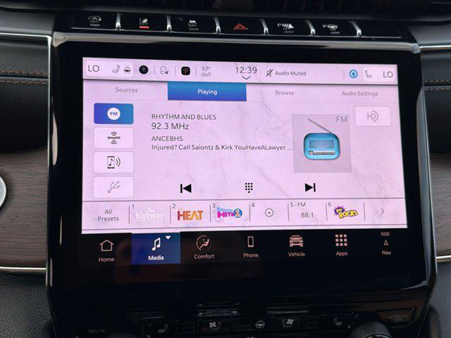 new 2025 Jeep Grand Cherokee car, priced at $53,567