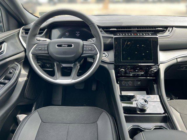 new 2025 Jeep Grand Cherokee L car, priced at $40,126