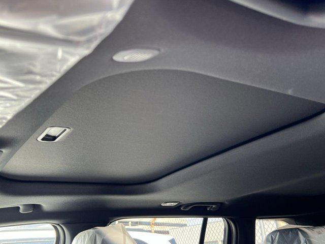 new 2025 Jeep Grand Cherokee car, priced at $34,586
