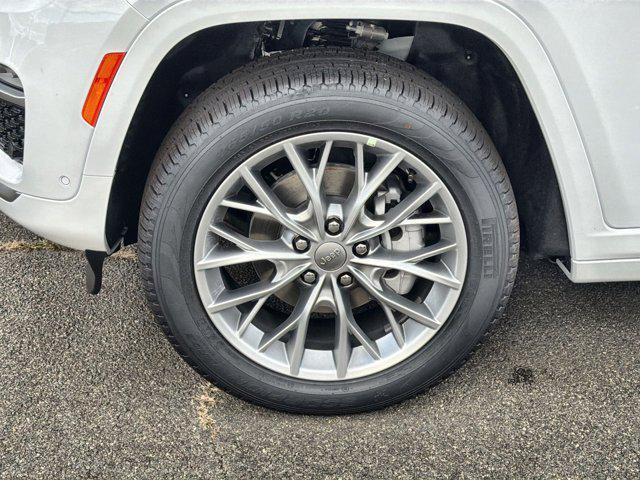 new 2025 Jeep Grand Cherokee car, priced at $53,442