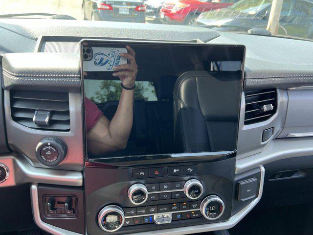 used 2024 Ford Expedition car, priced at $57,000