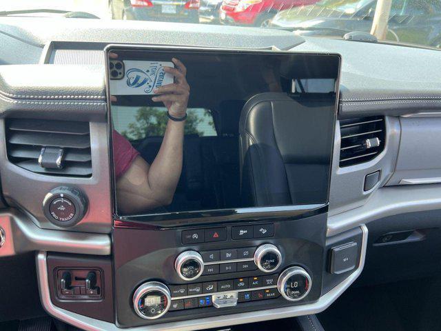 used 2024 Ford Expedition car, priced at $57,000