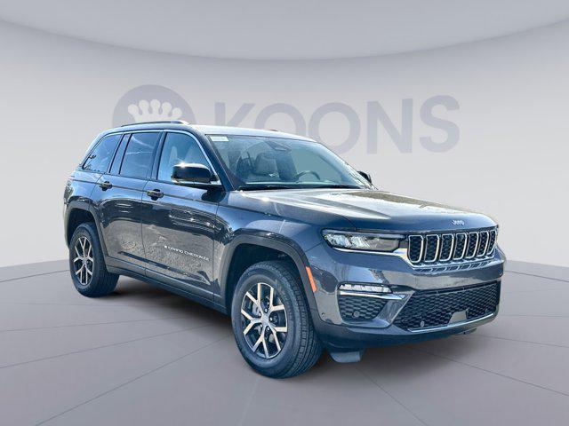 new 2025 Jeep Grand Cherokee car, priced at $43,652