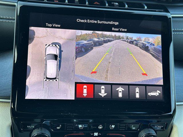 new 2025 Jeep Grand Cherokee car, priced at $43,652