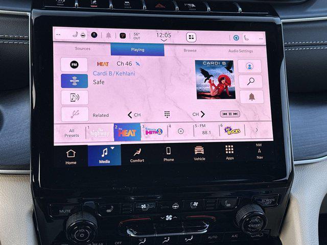 new 2025 Jeep Grand Cherokee car, priced at $43,652