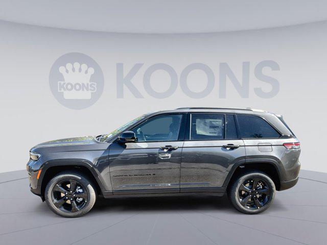 new 2025 Jeep Grand Cherokee car, priced at $45,693