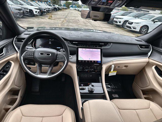new 2025 Jeep Grand Cherokee car, priced at $45,693