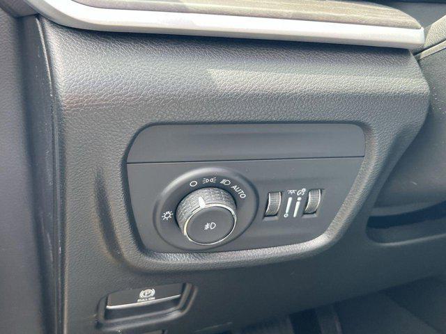 new 2025 Jeep Grand Cherokee car, priced at $44,516