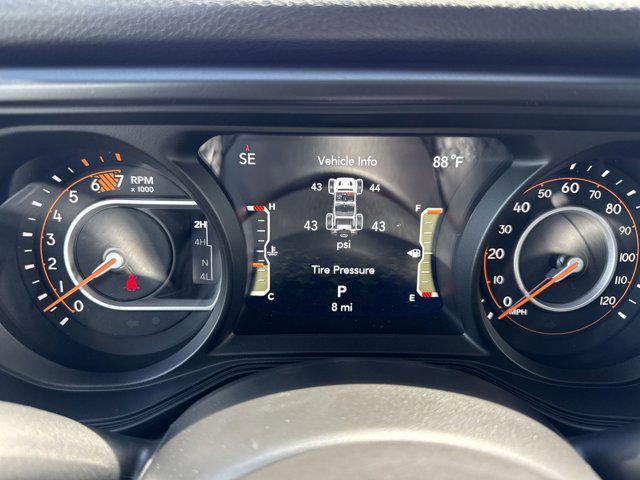 new 2025 Jeep Wrangler car, priced at $46,229