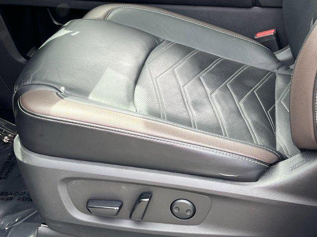 used 2022 Nissan Pathfinder car, priced at $33,500