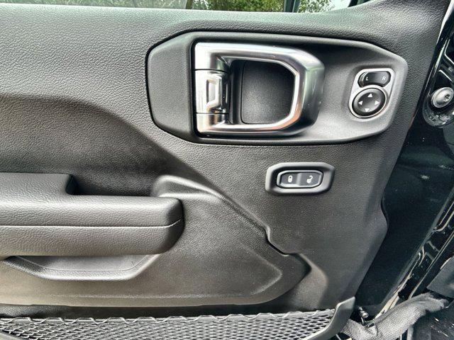 new 2025 Jeep Wrangler car, priced at $36,458