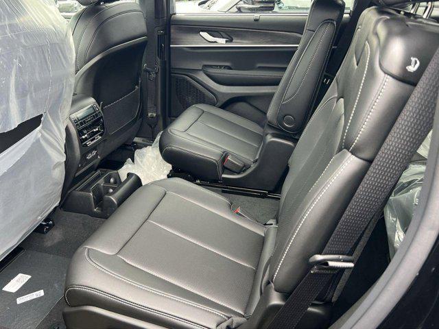 new 2025 Jeep Grand Cherokee L car, priced at $45,957