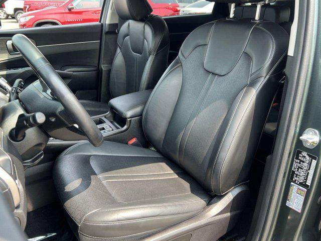 used 2022 Kia Sorento car, priced at $30,500