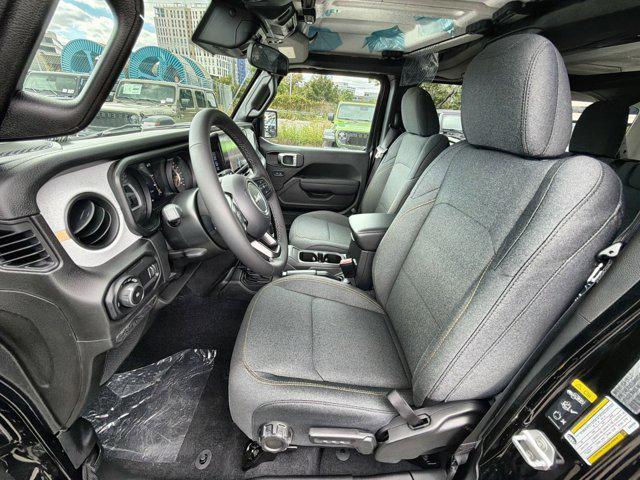 new 2025 Jeep Wrangler car, priced at $46,354
