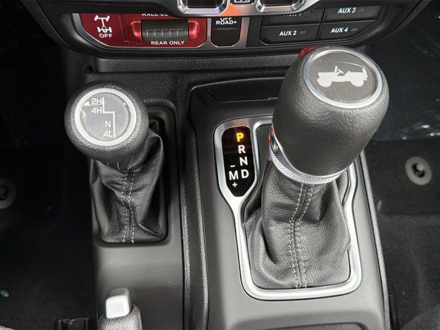 new 2025 Jeep Wrangler car, priced at $46,354