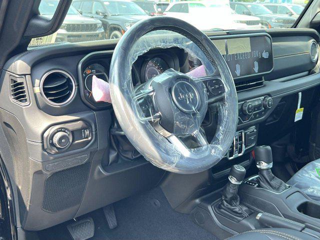 new 2025 Jeep Wrangler car, priced at $47,310