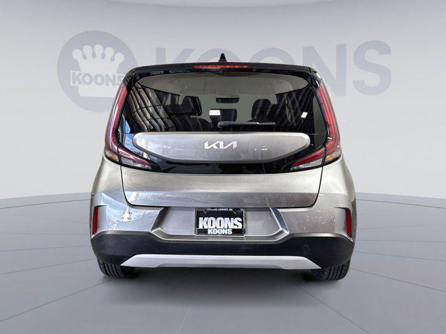 used 2024 Kia Soul car, priced at $15,400