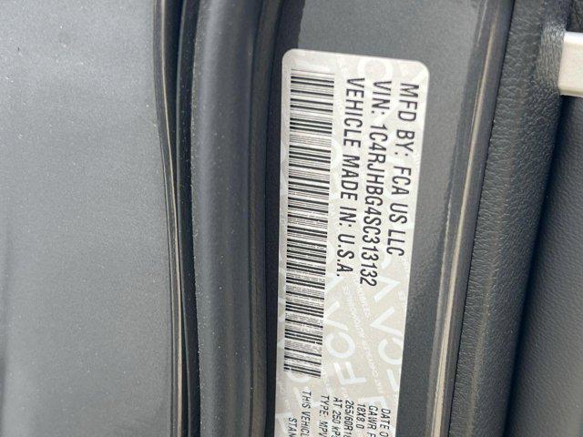 new 2025 Jeep Grand Cherokee car, priced at $42,063