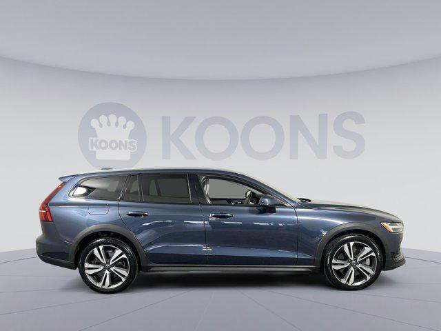 used 2024 Volvo V60 Cross Country car, priced at $43,000