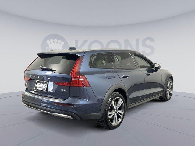 used 2024 Volvo V60 Cross Country car, priced at $43,000